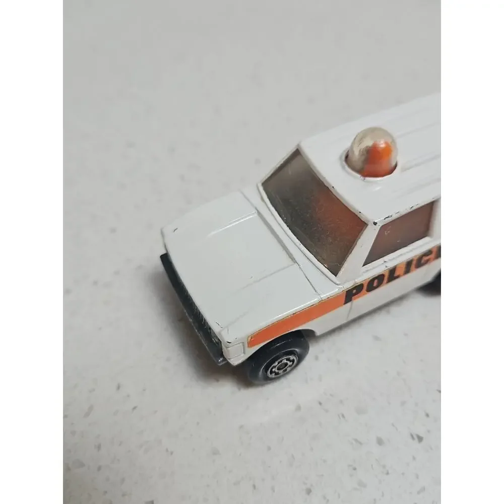 Matchbox Superfast #20‎ Police Patrol Range Rover Rola-matics 1975 Lesney
